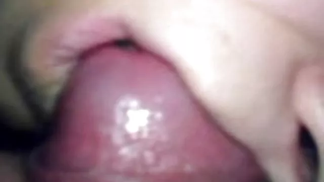 年輕的沒經驗的人喜歡和他媽的成熟