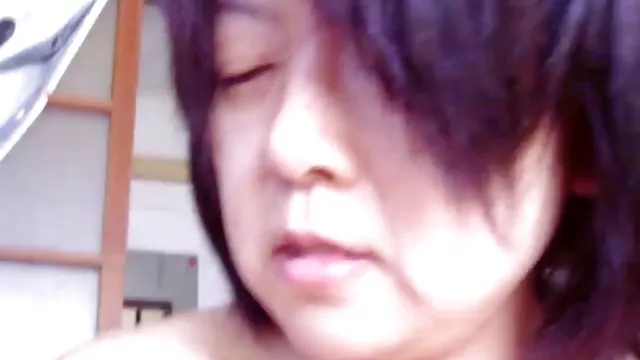 第一個肛門的幻想女孩