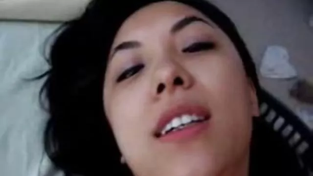 角質女朋友吮吸和騎馬